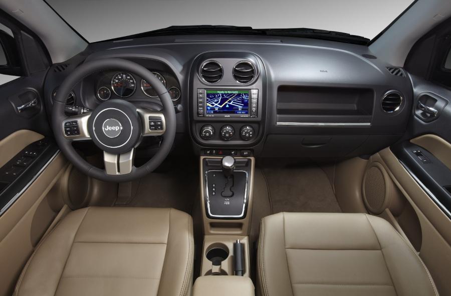  Jeep Compass 2011 года  (фото 6 из 97)